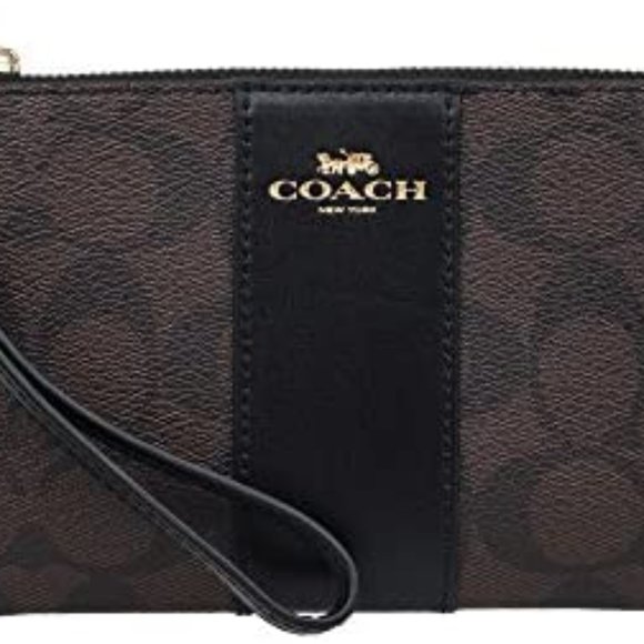 Coach Wristlet - Picture 4 of 4